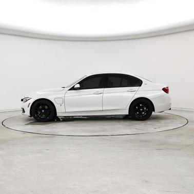 2018 BMW 330e iPerformance