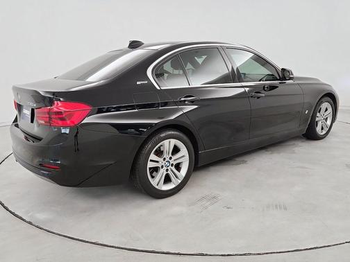 2017 BMW 330e iPerformance