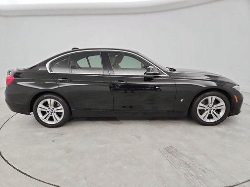 2017 BMW 330e iPerformance