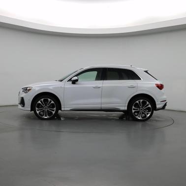 2020 Audi Q3 45 S line Prestige