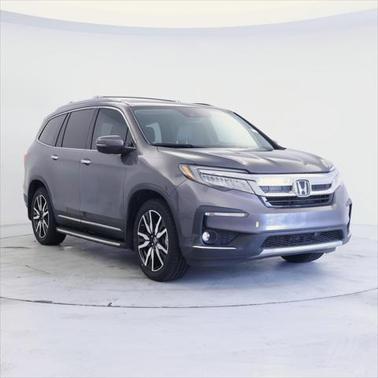 2022 Honda Pilot Touring 8-Passenger