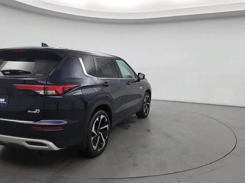 2023 Mitsubishi Outlander PHEV SE S-AWC