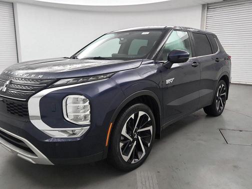 2023 Mitsubishi Outlander PHEV SE S-AWC
