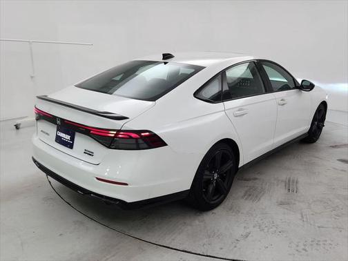 2023 Honda Accord Hybrid Base