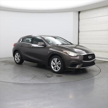 2017 INFINITI QX30