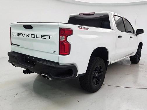 Summit White 2023 Chevrolet Silverado 1500 LT Trail Boss