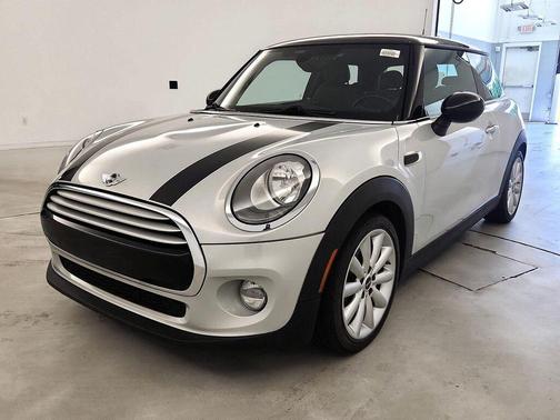 2014 MINI Hardtop Cooper