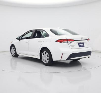White 2022 Toyota Corolla LE