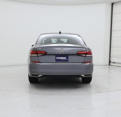 Platinum Gray Metallic 2021 Volkswagen Passat 2.0T SE