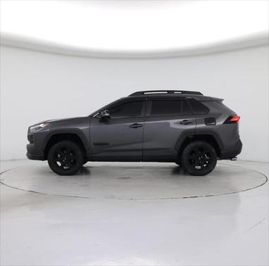 2022 Toyota RAV4 SE