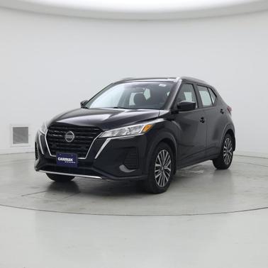 Black 2021 Nissan Kicks SV