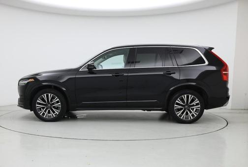 2021 Volvo XC90 T6 Momentum