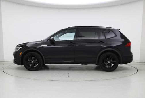 2023 Volkswagen Tiguan 2.0T SE R-Line Black 4MOTION