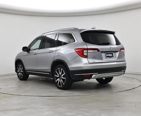 Lunar Silver Metallic 2021 Honda Pilot Touring 8-Passenger