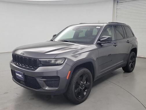 2022 Jeep Grand Cherokee Altitude