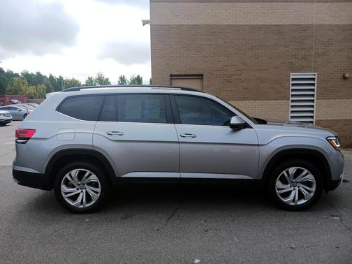 2021 Volkswagen Atlas 3.6L SE w/Technology