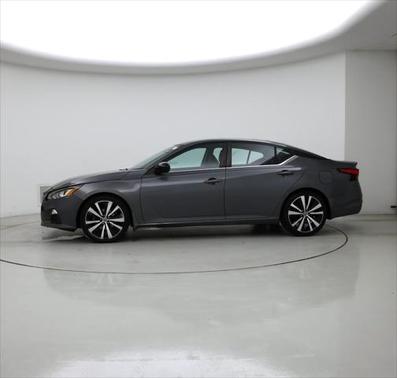 2020 Nissan Altima SR FWD