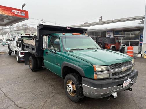 2004 Chevrolet Silverado 3500 Work Truck