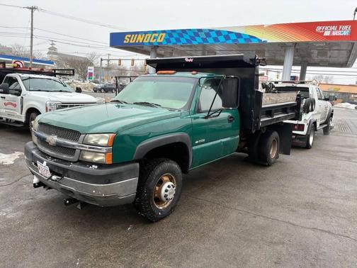 2004 Chevrolet Silverado 3500 Work Truck