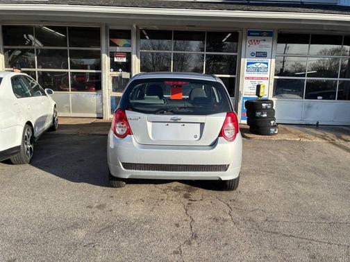 2010 Chevrolet Aveo 5 LS