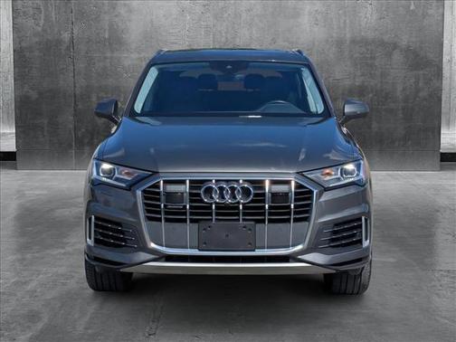 2023 Audi Q7 55 Premium Plus