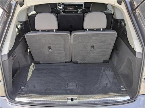 2023 Audi Q7 55 Premium Plus