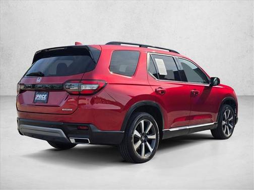 Radiant Red Metallic II 2024 Honda Pilot Touring 8-Passenger
