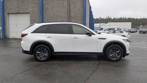 Rhodium White Premium 2025 Mazda CX-70 3.3 Turbo Preferred Package