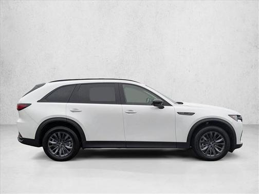 Rhodium White Premium 2025 Mazda CX-70 3.3 Turbo Preferred Package