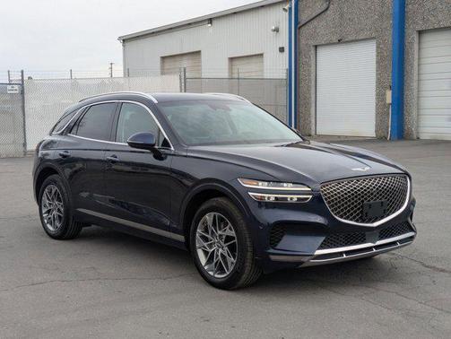 2022 Genesis GV70 2.5T AWD