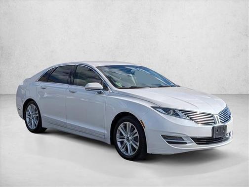 White Platinum Metallic Tri-Coat 2015 Lincoln MKZ Base