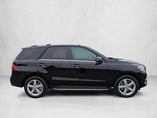 Obsidian Black Metallic 2016 Mercedes-Benz GLE-Class GLE 350 4MATIC