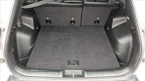 Bright White Clearcoat 2019 Jeep Cherokee Limited