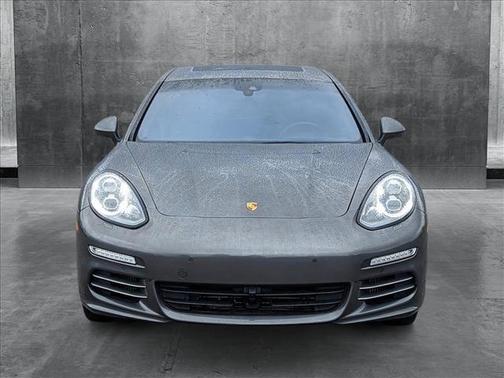 2014 Porsche Panamera 4S Executive