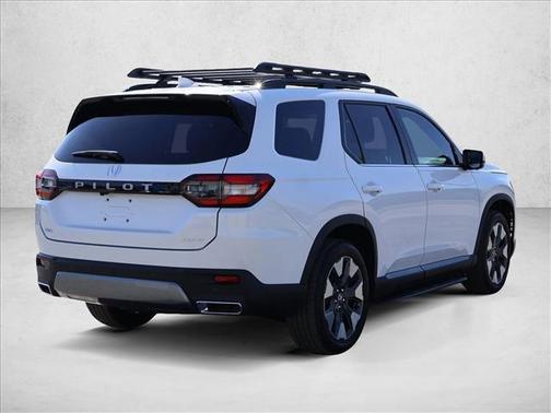Platinum White Pearl 2026 Honda Pilot Elite