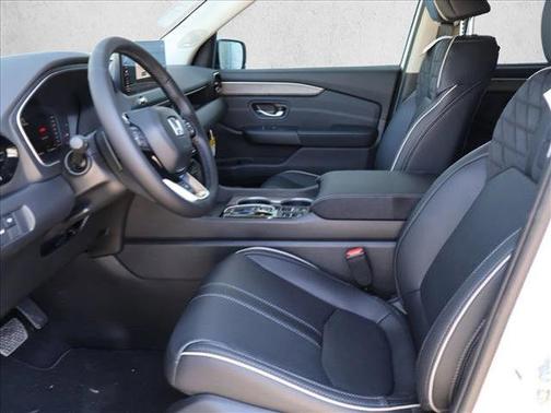 Platinum White Pearl 2026 Honda Pilot Elite