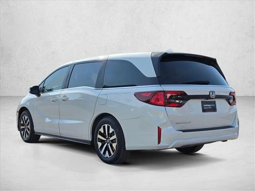 Platinum White Pearl 2026 Honda Odyssey EX-L