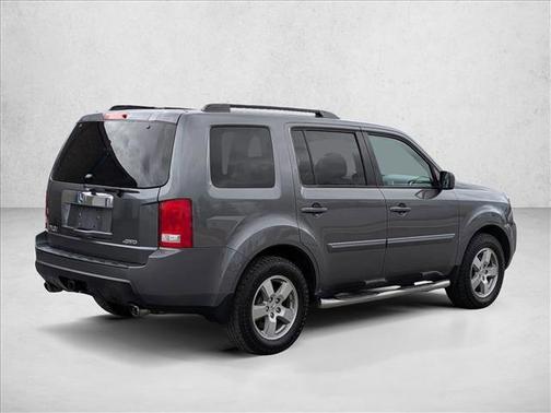 Polished Metal Metallic 2011 Honda Pilot EX-L