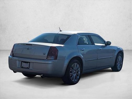 2008 Chrysler 300C Base