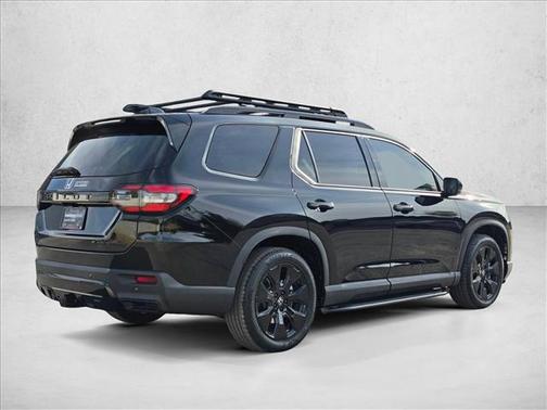 Crystal Black Pearl 2026 Honda Pilot Black Edition