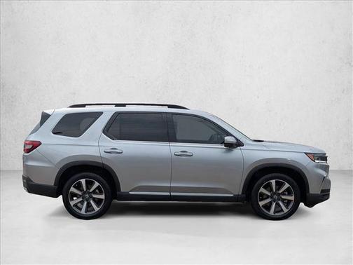 2023 Honda Pilot AWD Elite