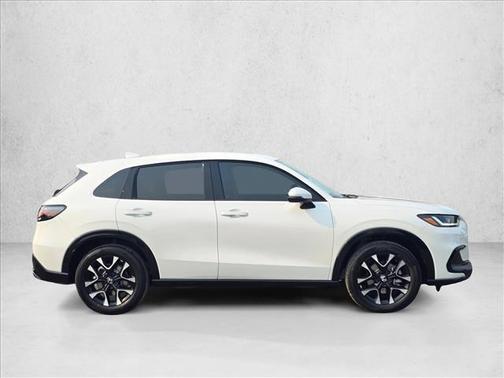 Platinum White Pearl 2027 Honda HR-V EX-L