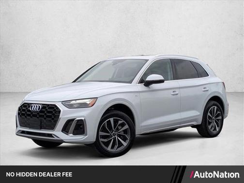 Glacier White Metallic 2023 Audi Q5 45 S line Premium Plus
