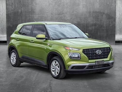 2021 Hyundai VENUE SE