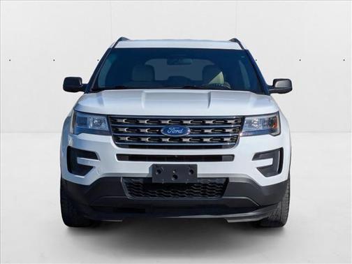 2017 Ford Explorer Base