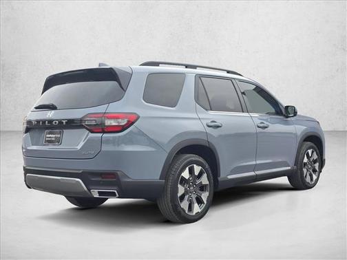Sonic Gray Pearl 2026 Honda Pilot Elite