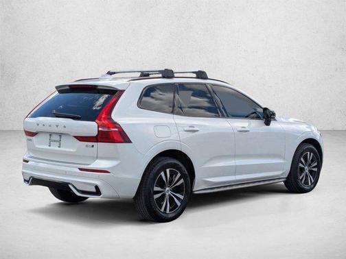 Crystal White Metallic 2024 Volvo XC60 B5 Core Dark Theme