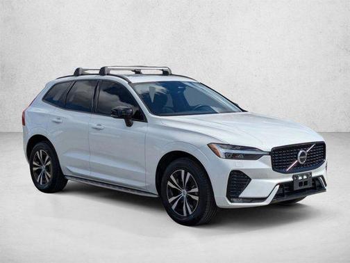 Crystal White Metallic 2024 Volvo XC60 B5 Core Dark Theme