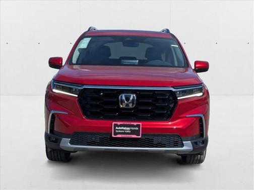 2025 Honda Pilot Touring 8-Passenger