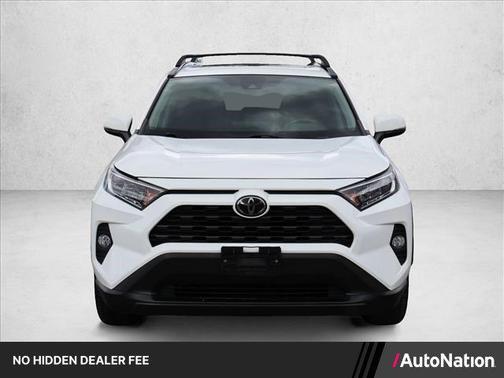 Super White 2019 Toyota RAV4 XLE